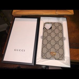 Gucci Accessories Gucci Iphone 1 Pro Max Ophidia Gg Supreme Case Poshmark Gucci Accessories Gucci Iphone 1 Pro Max Ophidia Gg Supreme Case Poshmark